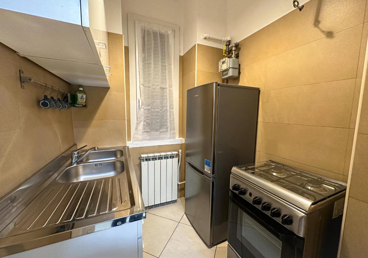 Modern Cenisio Apartment - Self Check-In & Parking Milano Exterior foto